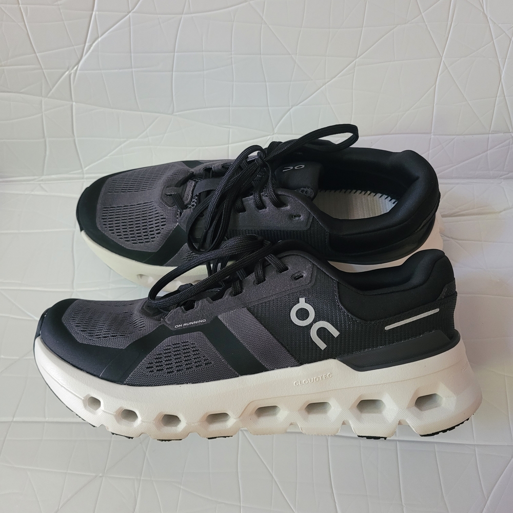 On Womens Size 8 Cloudrunner 2 Black and White Sneakers Shoes Athletic Running